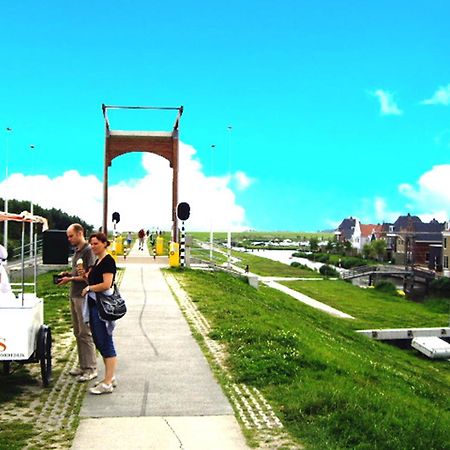 8 Pers House 'Capitein Theis' With Seaside In Front Of The Lauwersmeer Anjum Dış mekan fotoğraf