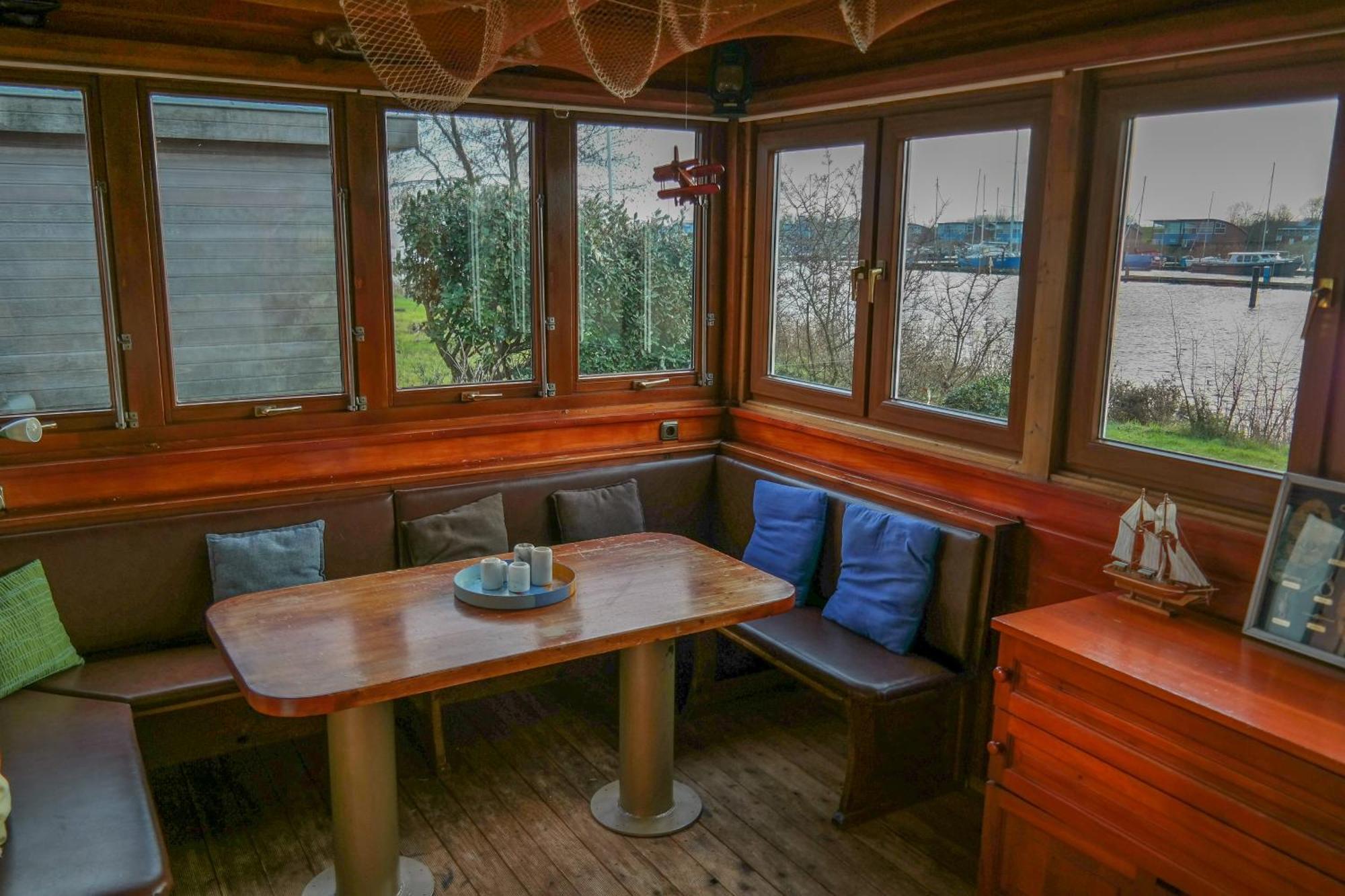 8 Pers House 'Capitein Theis' With Seaside In Front Of The Lauwersmeer Anjum Dış mekan fotoğraf